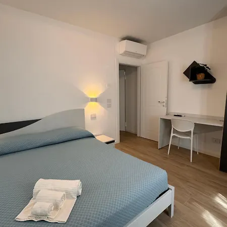 Apartment Zeta *